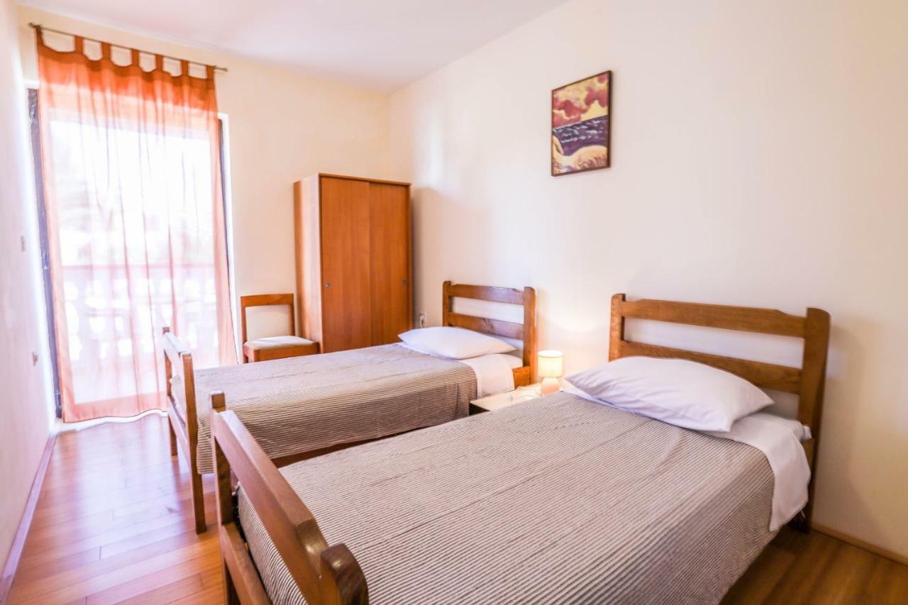 Medulin Riviera Apartments Goran ภายนอก รูปภาพ